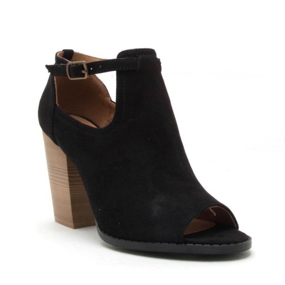 Quipid Georgia 01 Black Peep Toe Bootie - Picture 3 of 4